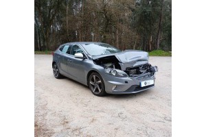 Volvo V40 1.6D de 2015 - Salvado